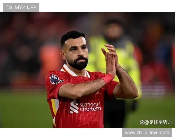 利物浦连续中路渗透造成破门良机，萨拉赫点到为止